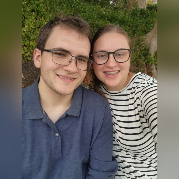 Meet your Posher, Arianna - Picture 2 of 14